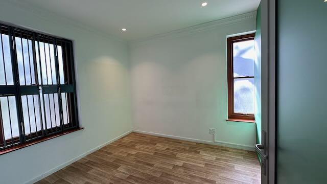 To Let Commercial Property for Rent in Hout Bay Western Cape